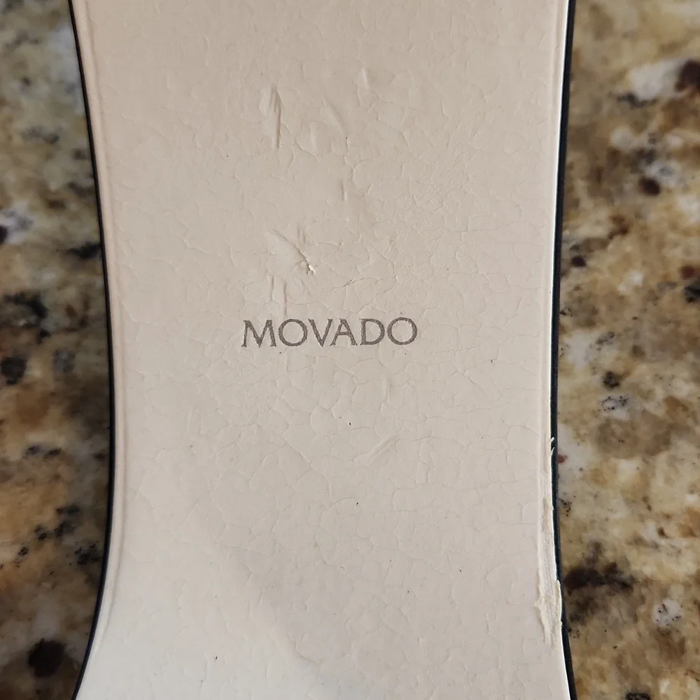 Men's Movado Wristwatch - Picture 4 of 14